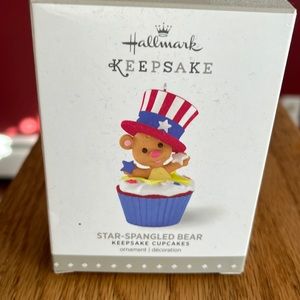 Hallmark Keepsake Star-Spangled Bear Ornament NIB